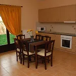 فيلة Kefalos