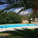 Kefalos فيلة