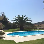 فيلة Kefalos *