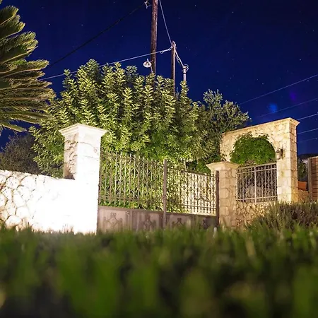 Kefalos Villas *